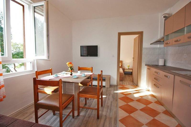 Apartman Simona Fažana エクステリア 写真